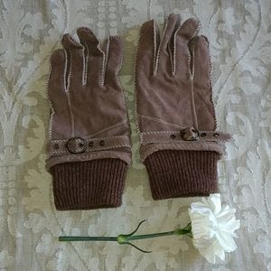 NWOT Suede Gloves